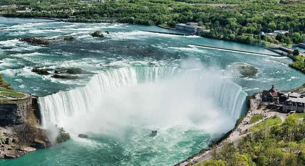 بهترین زمان برای بازدید از آبشار نیاگارا بهترین زمان برای بازدید از آبشار نیاگارا